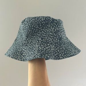 Lululemon Reversible Bucket Hat